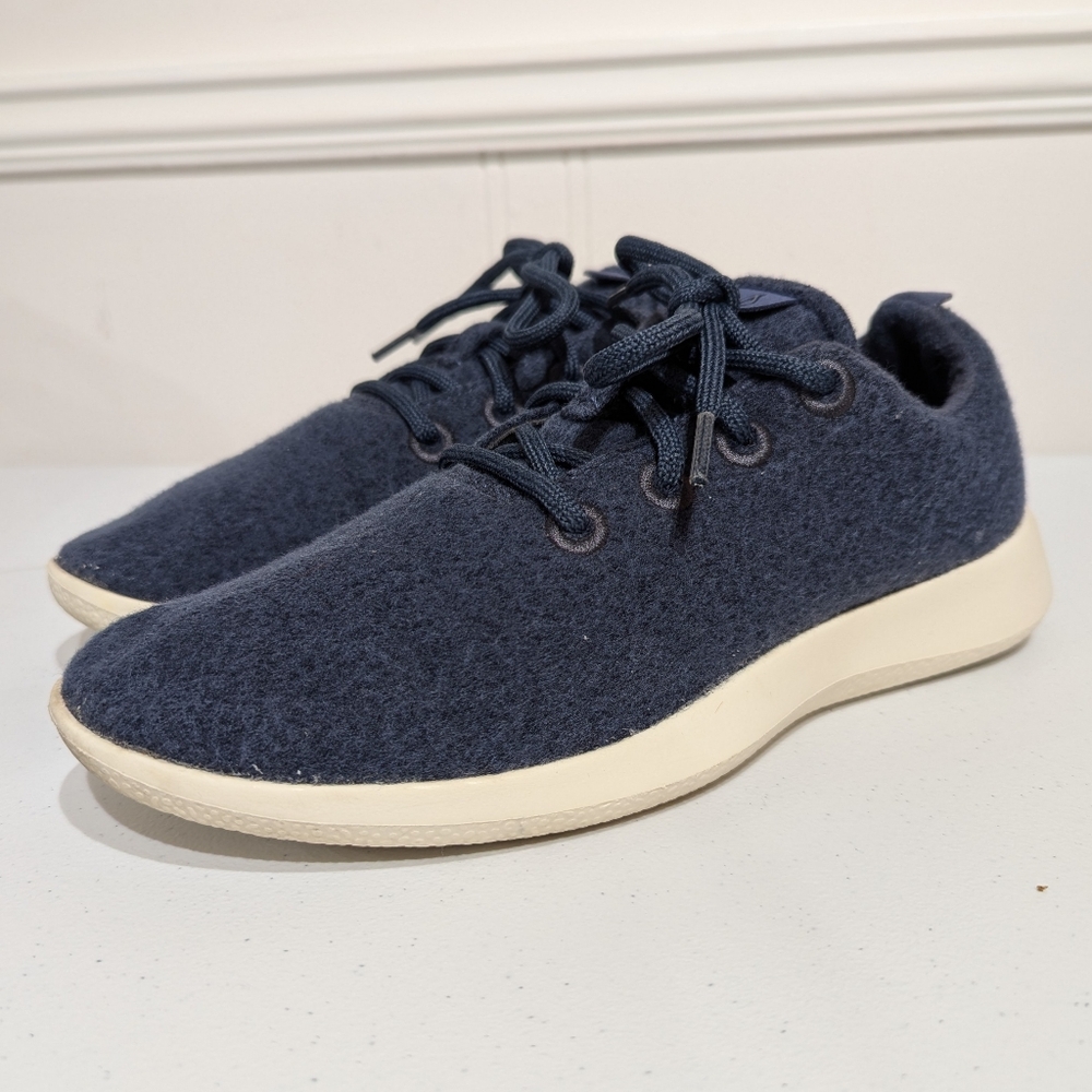 Allbirds Women's wool runner Hazy Indigo (blizzard) size 9